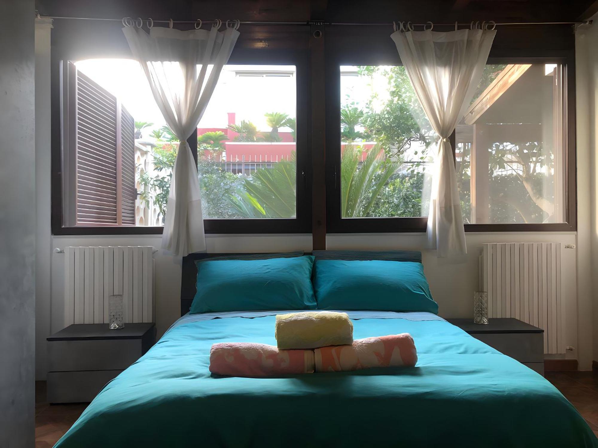 Sea Breeze Villa - Luna Apartment Bari Ngoại thất bức ảnh
